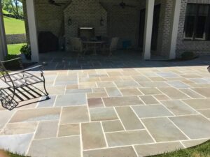 Natural flagstone patio using stone from Ohio Valley Stone